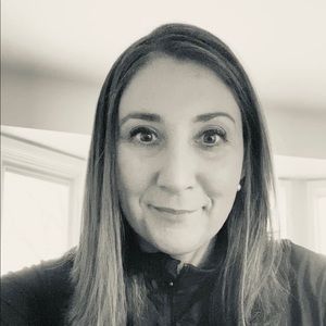 Meet your Posher, Stacy